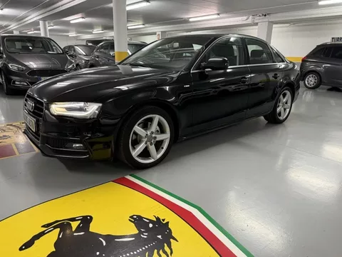 AUDI A4 A4 2.0TDI CD S line edition Multitronic 150 (4.75)