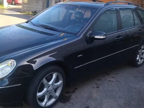 Mercedes-Benz C 220