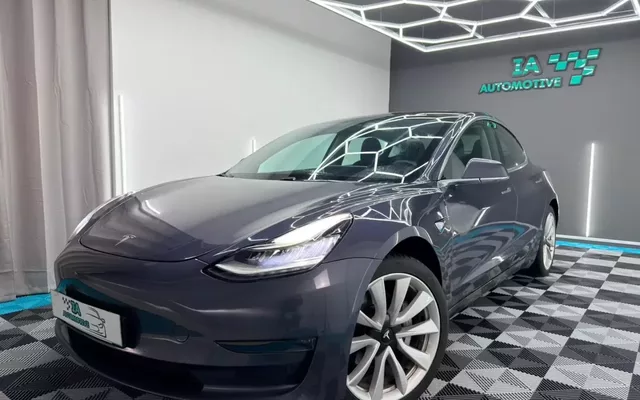 Tesla Model 3 Long-Range Dual Motor AWD