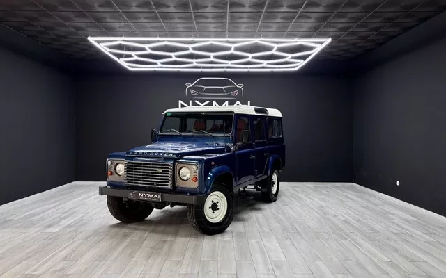 LAND-ROVER Defender 110 2.5TD5 SW SE
