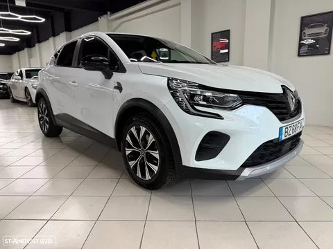 Renault Captur 1.6 E-Tech Intens
