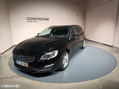 Volvo V60 2.4 D6 Momentum AWD Phev