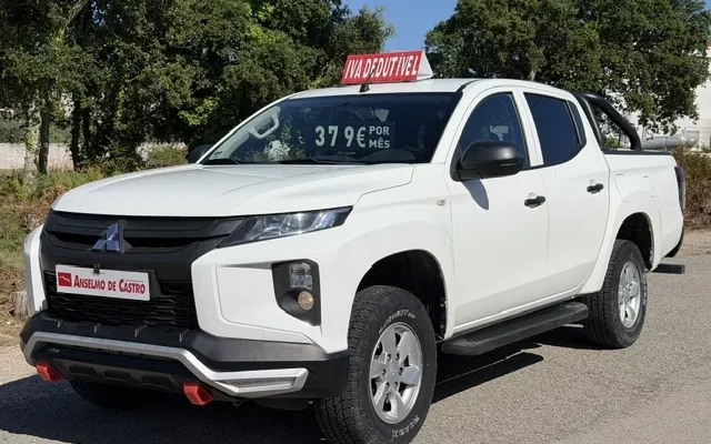 Mitsubishi L200 2.3 DI-D Space Cab Invite Strakar Look 4WD