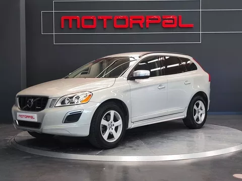 VOLVO XC60 2.4 D5 AWD R-Design Auto - 16500€ en Palencia
