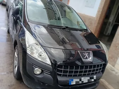 PEUGEOT 3008 3008 1.6HDI FAP Confort 112