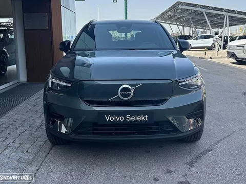 Volvo EX40