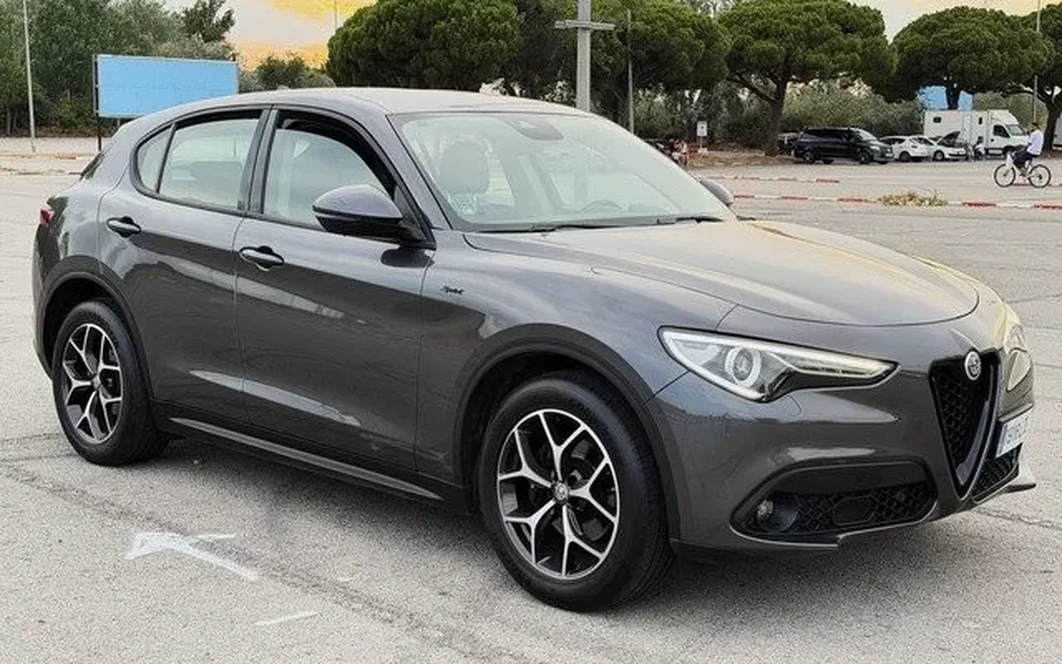 ALFA ROMEO Stelvio Stelvio 2.2 Sprint RWD 190 Aut.