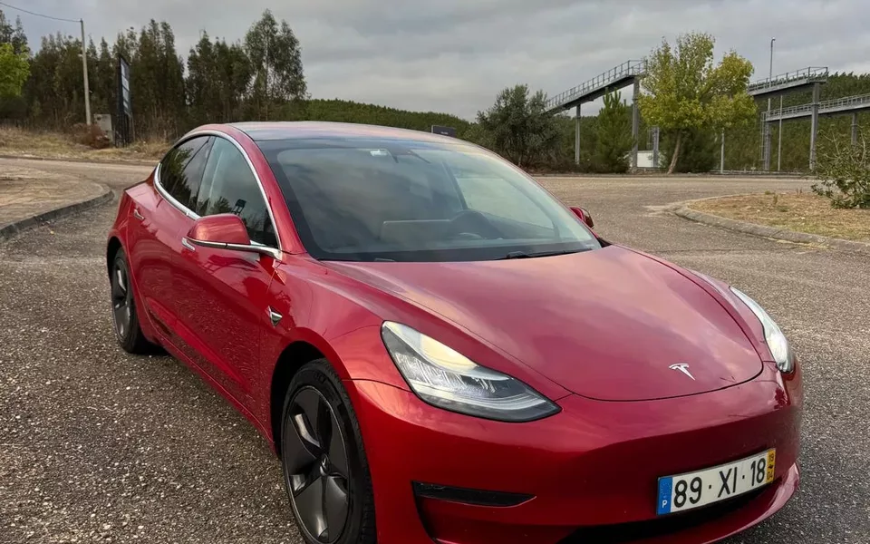 Tesla Model 3 Long-Range Dual Motor AWD