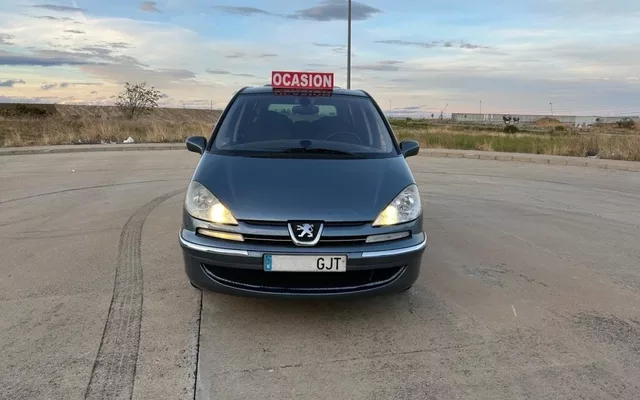 PEUGEOT 807 807 2.0HDI Confort - 4990€ en Camarena