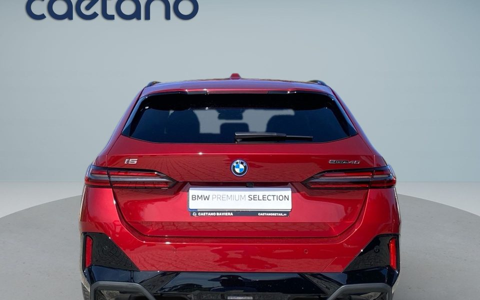 BMW i5