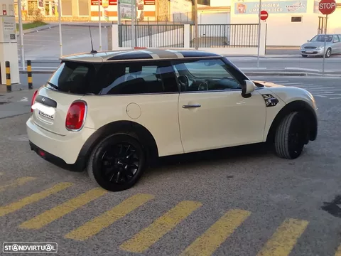 MINI 3 Portas One D