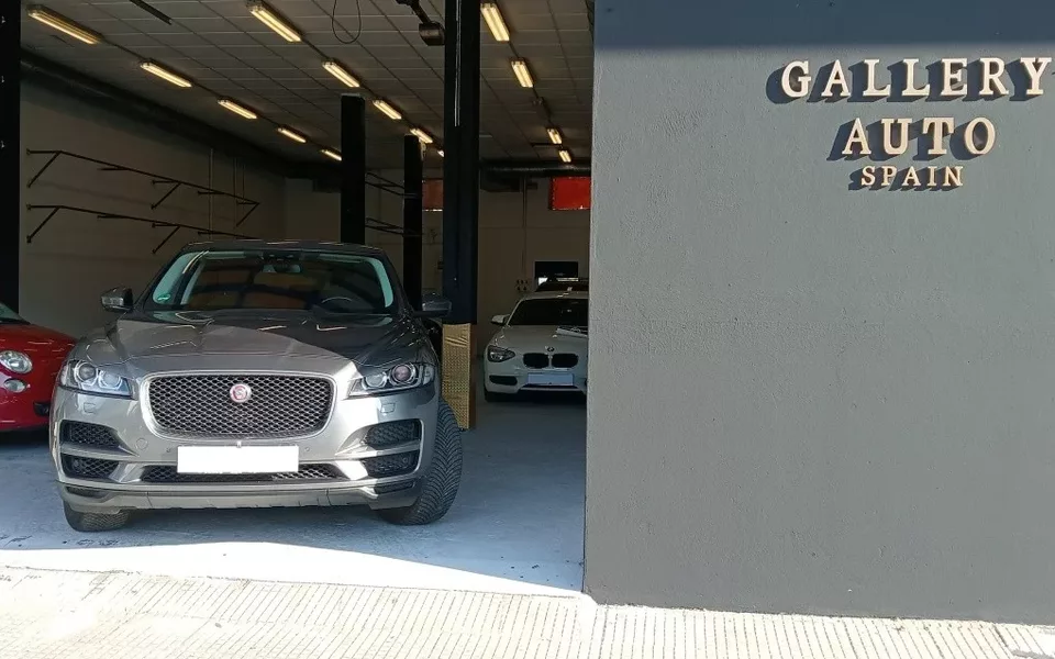 JAGUAR F-Pace F-Pace 3.0TDV6 Portfolio Aut. AWD