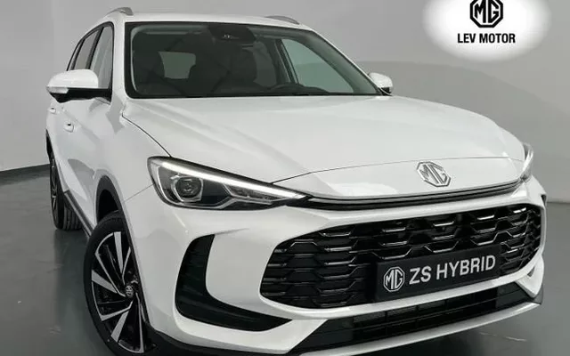 MG ZS Hybrid+ Luxury