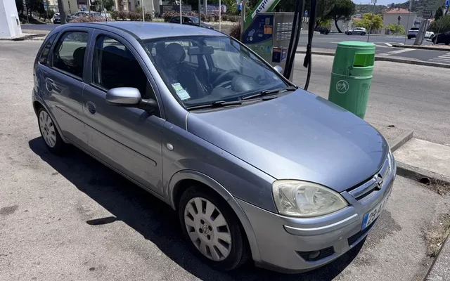 Opel Corsa 1.2 Twinport Enjoy