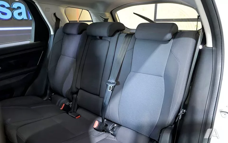 LAND-ROVER Discovery Sport Discovery Sport 2.0D TD4 MHEV Standard AWD Auto 204 - 22990€ en Villares de la reina,
