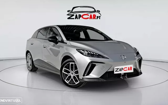 MG MG4 77 kWh Extended Range Luxury