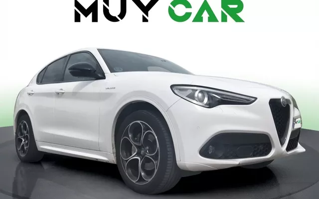 ALFA ROMEO Stelvio Stelvio 2.2 Veloce Q4 210 Aut.