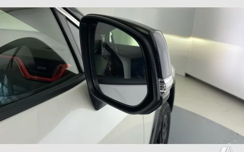 TOYOTA RAV-4 2.5l 220H Style