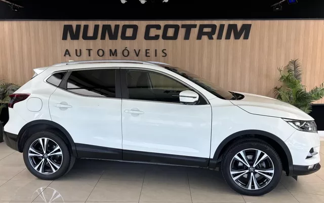Nissan Qashqai 1.5 dCi N-Connecta J18