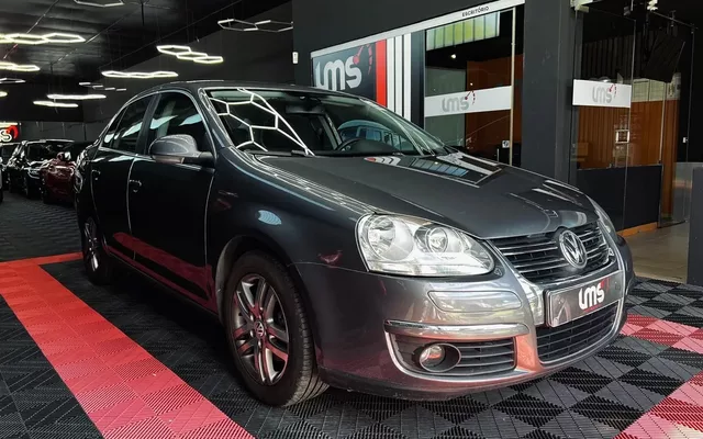 VW Jetta 2.0 TDI Highline
