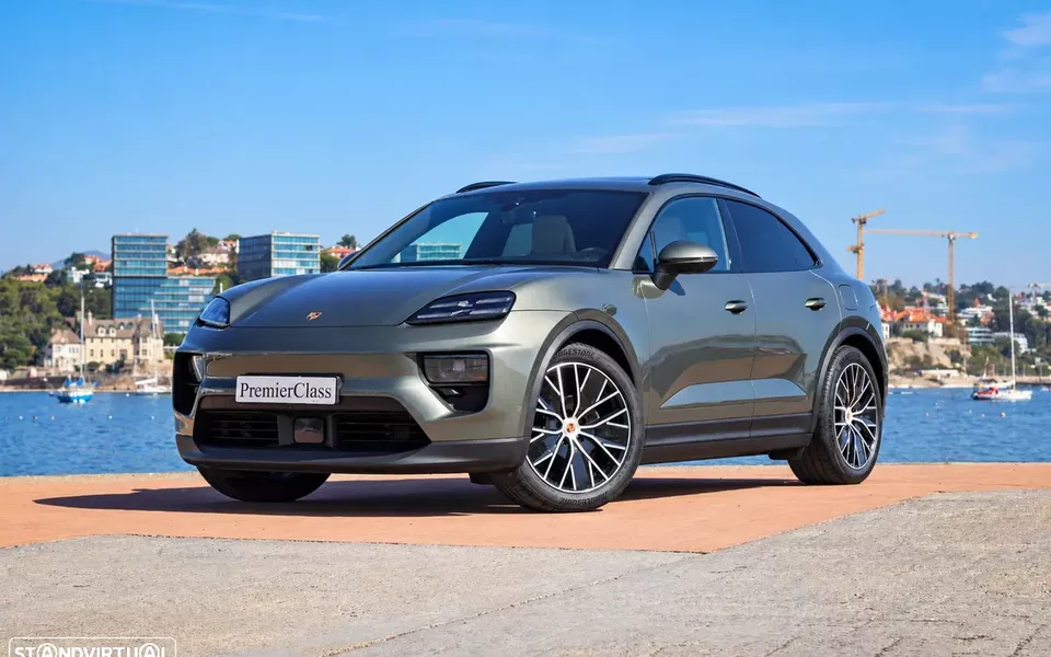 Porsche Macan Electric 4