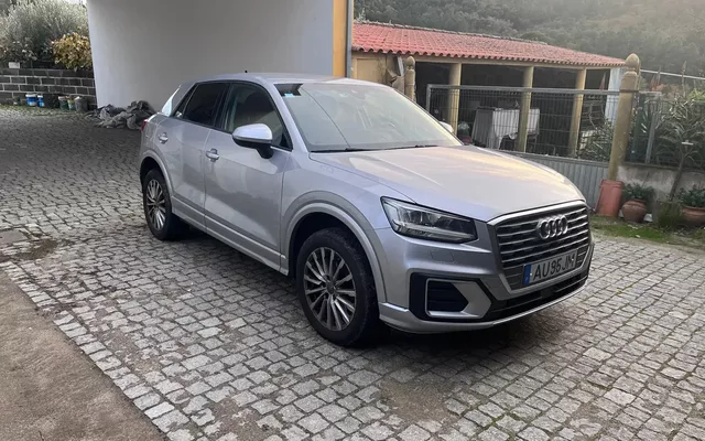 Audi Q2 35 TFSI S tronic design