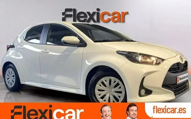 TOYOTA Yaris COMFORT 72CV - 5P (2023)
