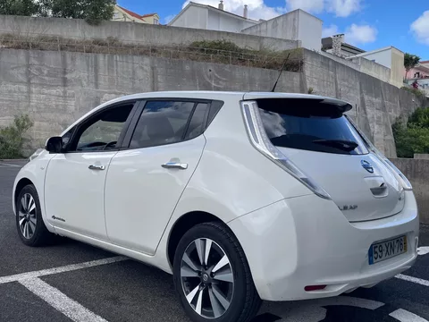 Nissan Leaf 30 kWh (c/ Bateria) Tekna