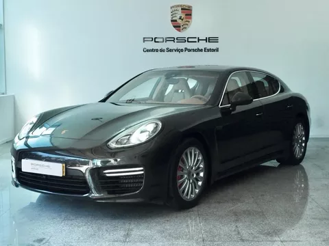 Porsche Panamera Turbo PDK