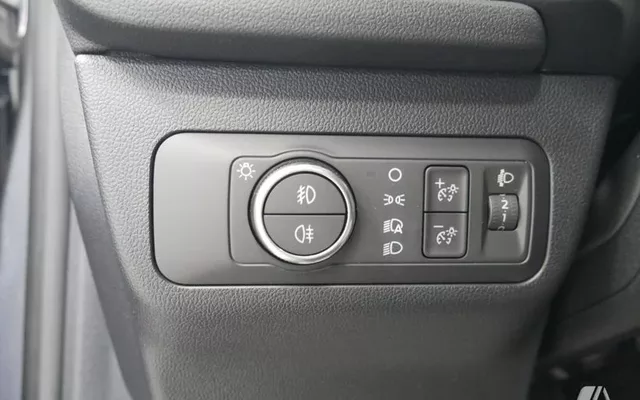 FORD Kuga ST-Line 2.5 Duratec FHEV 140kW Auto