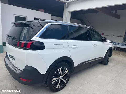 Peugeot 5008 BlueHDI 130 EAT8 Allure Business-Pack