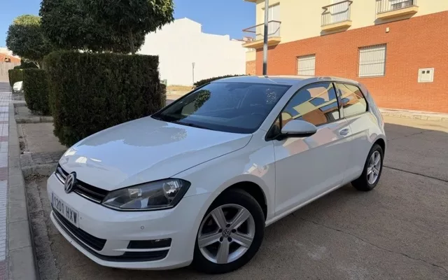 VOLKSWAGEN Golf Golf 1.6TDI CR BMT Bluemotion 110