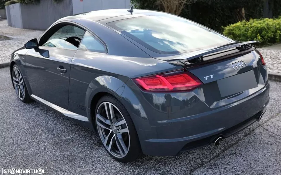 Audi TT Coupé