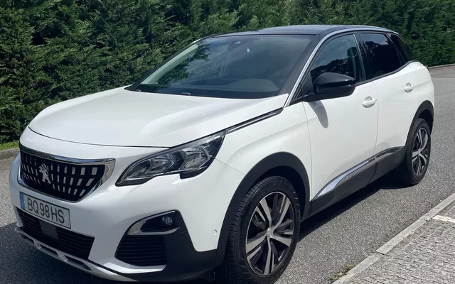 Peugeot 3008 PureTech 130 Stop & Start GPF EAT8 Allure