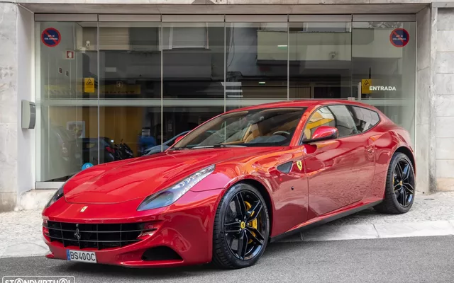 Ferrari FF 6.3 V12