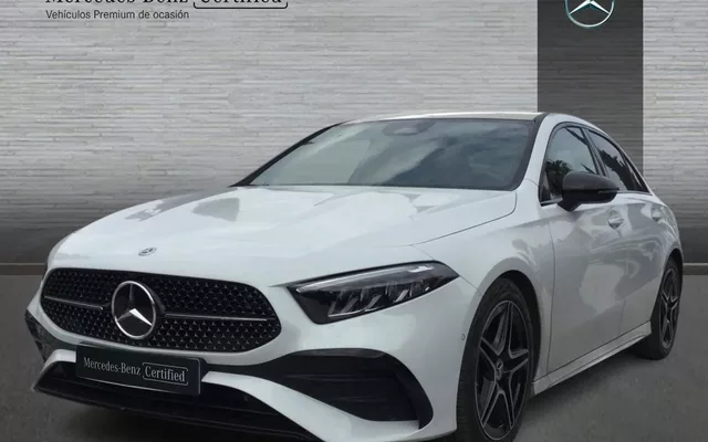 MERCEDES-BENZ Clase A 200 d Sedán