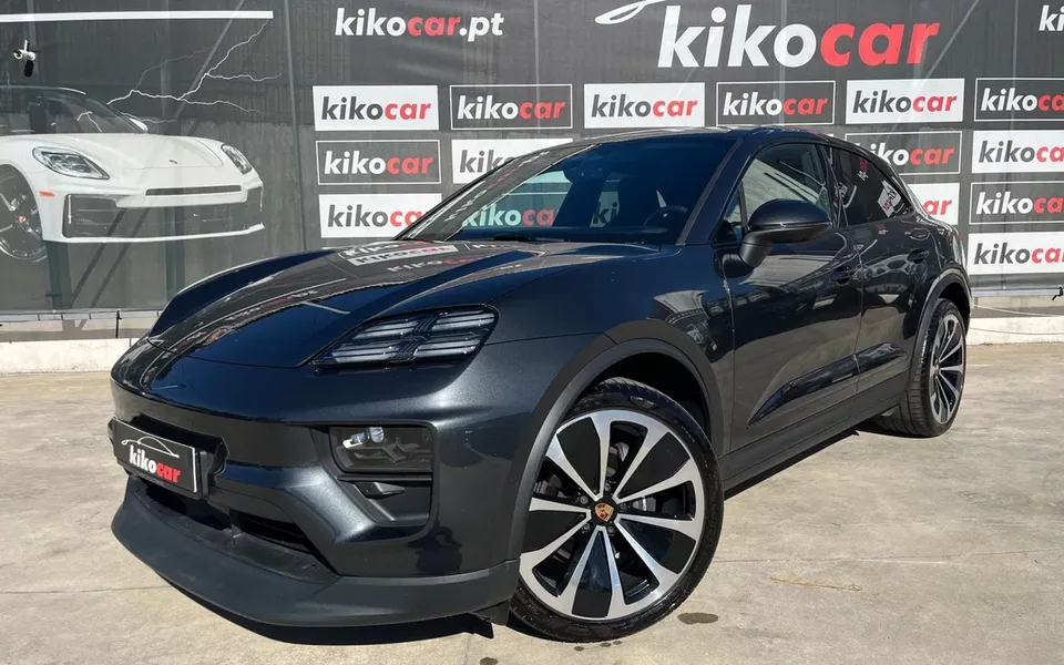 Porsche Macan Electric 4