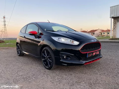 Ford Fiesta 1.0 T EcoBoost STLine Red&Black