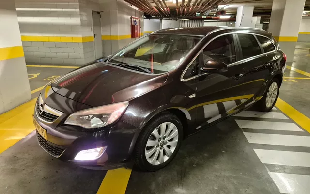 Opel Astra Sports Tourer 1.7 CDTi Cosmo
