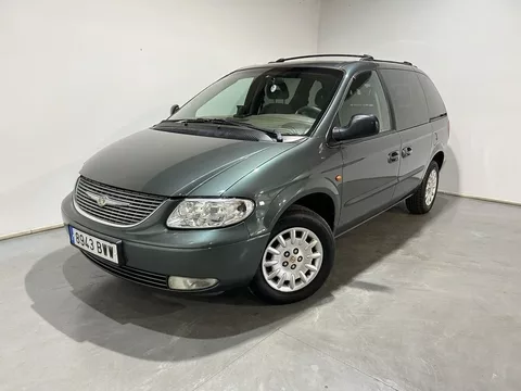 CHRYSLER Voyager Voyager 2.4i SE Aut.