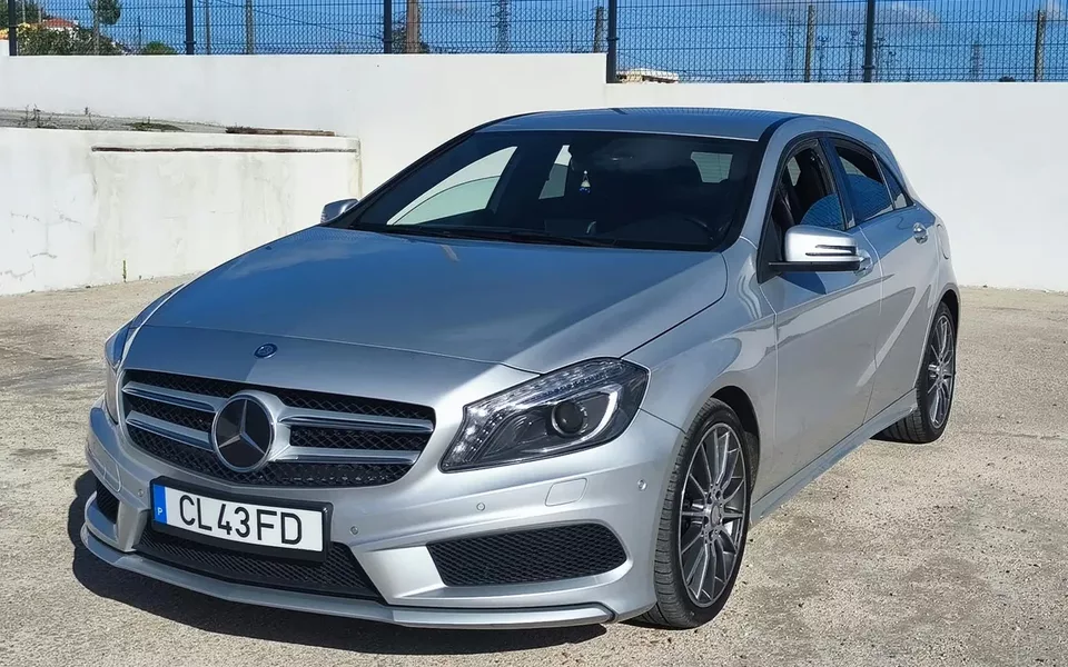 Mercedes-Benz A 180 d AMG Line