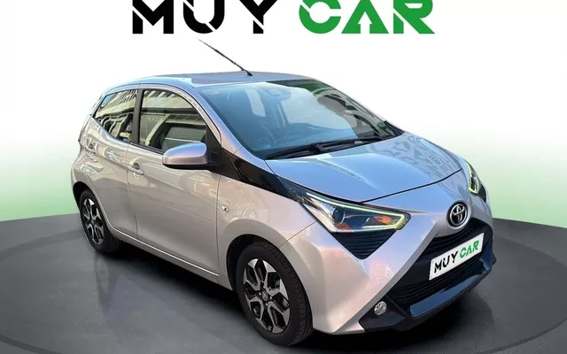 TOYOTA Aygo Aygo 70 x-cite