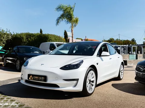 Tesla Model 3 Long-Range Dual Motor AWD