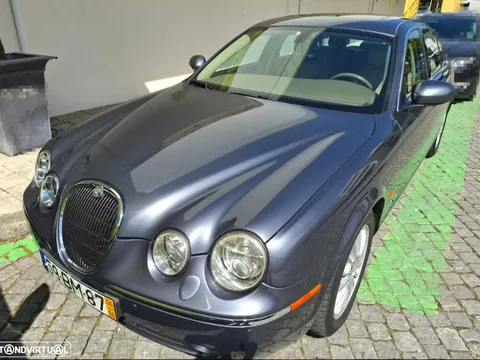 Jaguar S-Type 2.7 D V6 Classic Auto.
