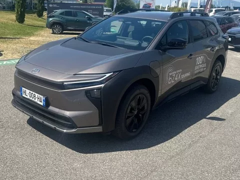 TOYOTA BZ4X Touring Grande Autonomie Design