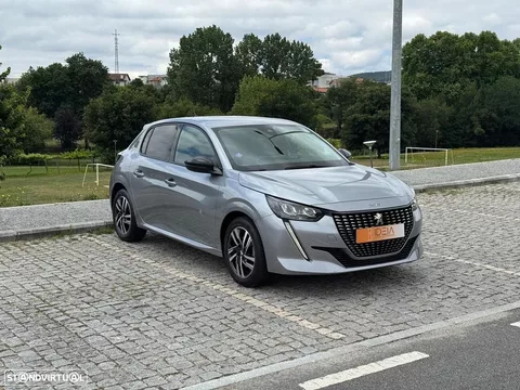 Peugeot 208 PureTech 100 Allure Pack