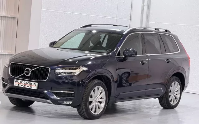 VOLVO XC90 XC90 D5 Momentum 7pl. AWD 235 Aut.