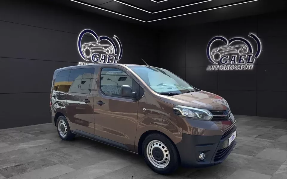 TOYOTA Proace Verso FAMILY COMPACT 16D 115 CV 5P MID