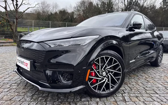 Ford Mustang Mach-E AWD GT