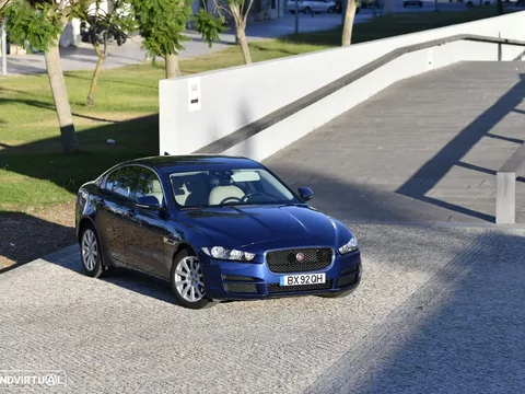 Jaguar XE 20d Aut. Portfolio